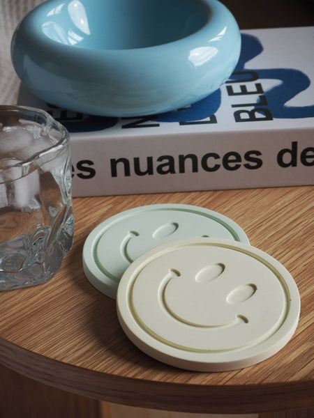 Jesmonite Coaster “SMILEY” | Tactile & Eco Conscious