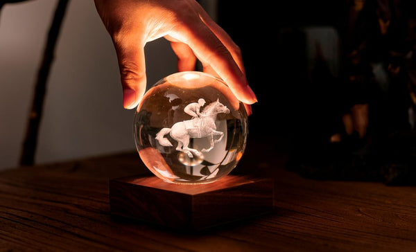 Amber Crystal Light - Horse Racing-Nook & Cranny Gift Store-2019 National Gift Store Of The Year-Ireland-Gift Shop