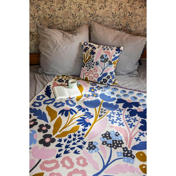 Cosy Lilac Floral Blanket