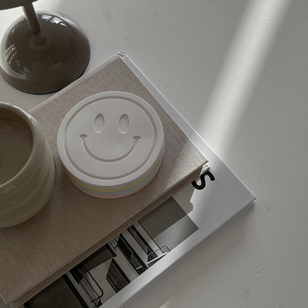 Jesmonite Coaster “SMILEY” | Tactile & Eco Conscious